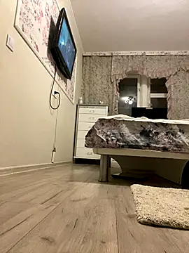 missevacrystal online show from November 12, 2025, 3:01 pm