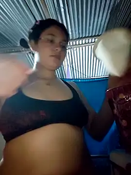 Snapshot of Lily-o chatting on November 16, 2025, 12:16 am Lily-o online show from November 16, 2025, 12:16 am