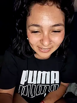 Snapshot of Lily-o chatting on December 2, 2025, 2:28 am Lily-o online show from December 2, 2025, 2:28 am