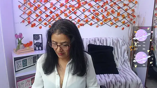 Snapshot of AmandaPeet chatting on January 14, 2026, 8:14 pm AmandaPeet online show from January 14, 2026, 8:14 pm