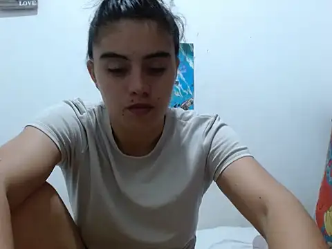 Snapshot of Arieeel_09 chatting on December 20, 2025, 5:09 pm Arieeel 09 online show from December 20, 2025, 5:09 pm