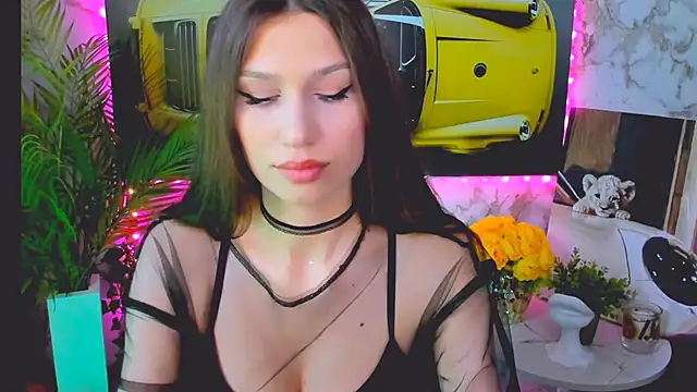 Snapshot of Mollyinyourmind chatting on October 6, 2025, 12:24 pm Mollyinyourmind online show from October 6, 2025, 12:24 pm