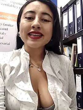 AMATISTA  16 online show from May 4, 2026, 12:23 pm