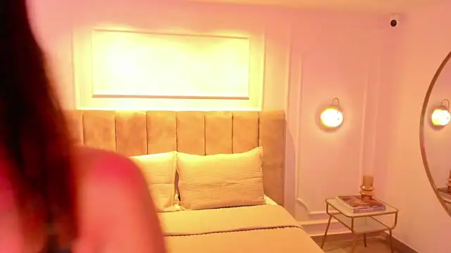 Zammy Sanz online show from October 26, 2025, 3:51 pm