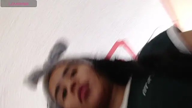 laure torres online show from October 25, 2025, 5:40 pm