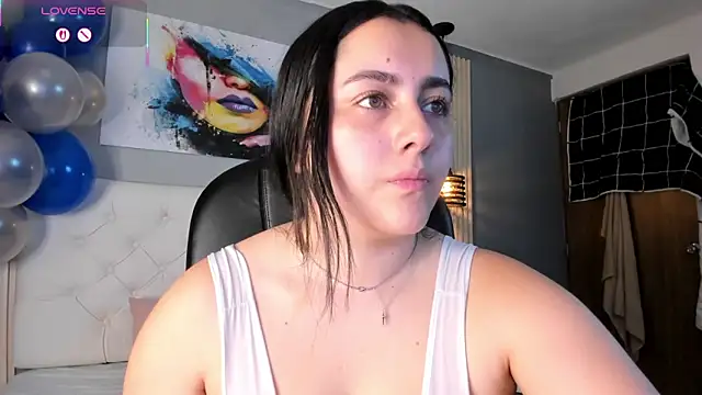 marian  stone online show from November 15, 2025, 4:58 pm