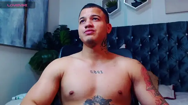 Snapshot of rocoo_santos chatting on October 8, 2025, 2:20 am rocoo santos online show from October 8, 2025, 2:20 am