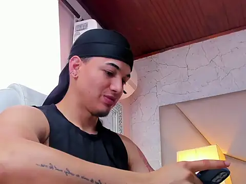rocoo santos online show from May 20, 2026, 6:25 pm