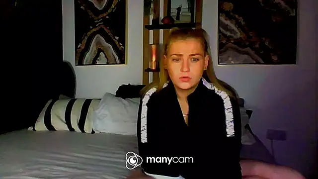 Snapshot of MARRIED-MAN-FETISH chatting on March 8, 2026, 5:22 am MARRIED-MAN-FETISH online show from March 8, 2026, 5:22 am