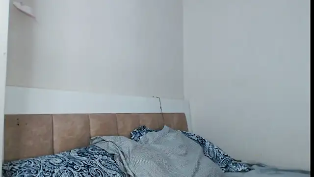 Snapshot of Pizda-Drozda chatting on September 24, 2025, 11:08 pm Pizda-Drozda online show from September 24, 2025, 11:08 pm