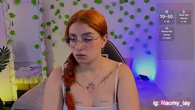 Naomy tay1 online show from September 19, 2025, 3:30 am