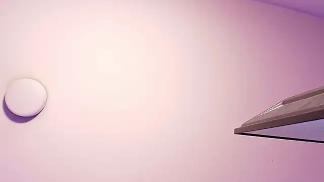 Naomy tay1 online show from November 25, 2025, 2:55 am