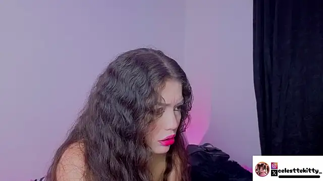 Snapshot of celestte_evans_1 chatting on March 5, 2026, 3:24 am celestte evans 1 online show from March 5, 2026, 3:24 am