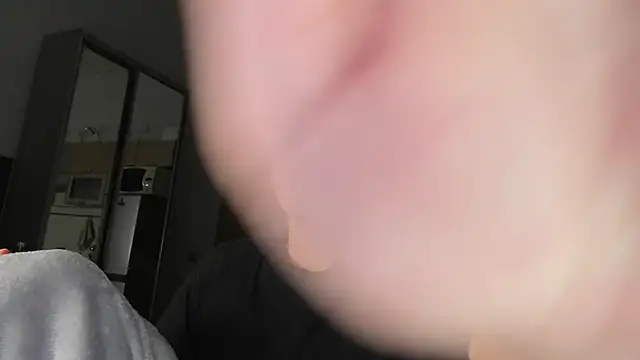 Snapshot of mystic_evan chatting on September 26, 2025, 11:20 pm mystic evan online show from September 26, 2025, 11:20 pm