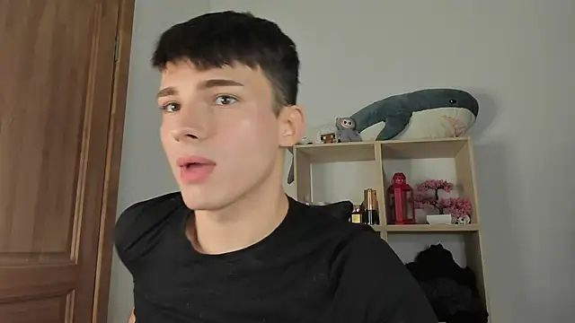 Snapshot of mystic_evan chatting on November 11, 2025, 11:27 pm mystic evan online show from November 11, 2025, 11:27 pm