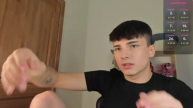 Snapshot of mystic_evan chatting on November 22, 2025, 4:50 pm mystic evan online show from November 22, 2025, 4:50 pm