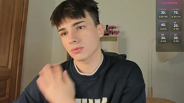 Snapshot of mystic_evan chatting on November 30, 2025, 10:36 pm mystic evan online show from November 30, 2025, 10:36 pm