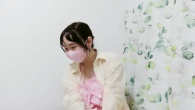 Snapshot of RenaFcup chatting on October 11, 2025, 1:42 pm RenaFcup online show from October 11, 2025, 1:42 pm