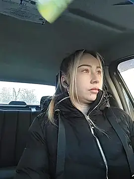 Snapshot of Reina_Cummings chatting on February 3, 2026, 6:11 am Reina Cummings online show from February 3, 2026, 6:11 am