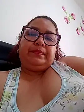 Snapshot of ladytropical1 chatting on February 2, 2026, 9:02 pm ladytropical1 online show from February 2, 2026, 9:02 pm