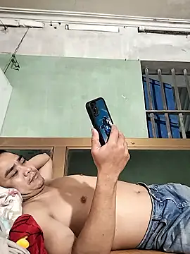 HoangNam20x online show from September 28, 2025, 1:49 pm