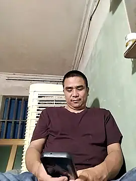 HoangNam20x online show from October 31, 2025, 11:44 am