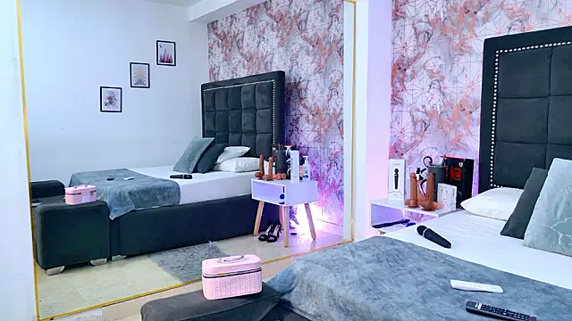 Snapshot of Angelique_Angell chatting on January 31, 2026, 7:56 pm Angelique Angell online show from January 31, 2026, 7:56 pm