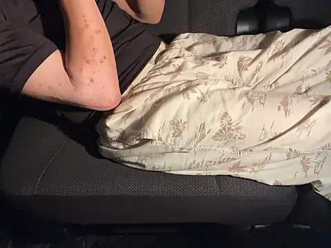 Snapshot of CAMEL1913 chatting on September 13, 2025, 5:13 pm CAMEL1913 online show from September 13, 2025, 5:13 pm