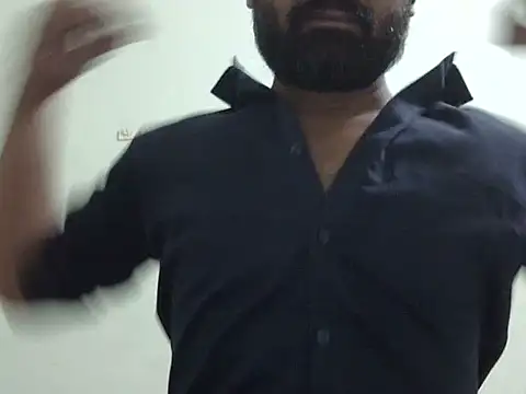 Snapshot of autophile-indian chatting on December 15, 2025, 1:48 pm autophile-indian online show from December 15, 2025, 1:48 pm