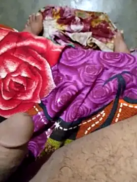 Snapshot of Meskat-oo chatting on March 5, 2026, 5:36 am Meskat-oo online show from March 5, 2026, 5:36 am