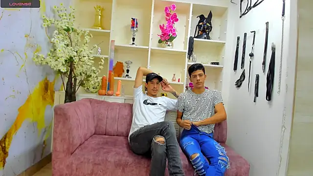 Snapshot of Bvlgar_Guys chatting on September 14, 2025, 11:15 pm Bvlgar Guys online show from September 14, 2025, 11:15 pm