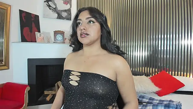 SyraPalmer online show from December 19, 2025, 4:08 am