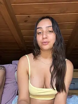 Snapshot of hannahhotwife chatting on October 1, 2025, 12:49 am hannahhotwife online show from October 1, 2025, 12:49 am