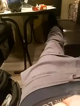 Lavoieya online show from November 20, 2025, 1:28 am