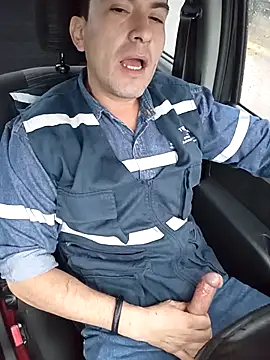 Snapshot of Blackaxes chatting on September 29, 2025, 10:25 pm Blackaxes online show from September 29, 2025, 10:25 pm