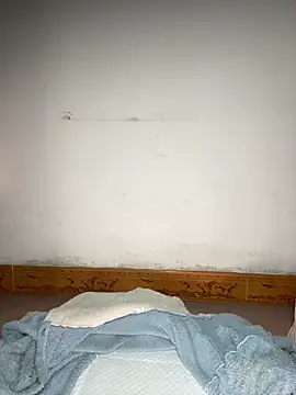 lingbb888 online show from January 12, 2026, 3:17 pm