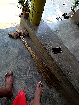 funcreat online show from April 11, 2026, 8:29 am