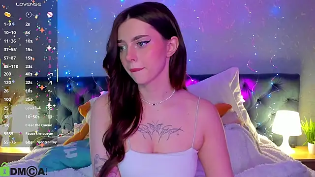 Snapshot of _xna_ chatting on October 19, 2025, 12:44 am xna online show from October 19, 2025, 12:44 am