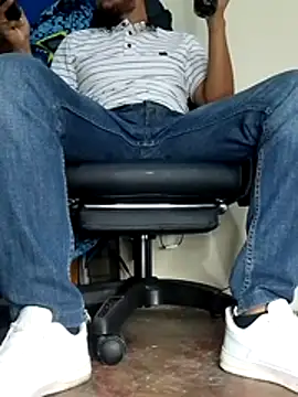 Bosssweet22cm online show from November 25, 2025, 11:32 am