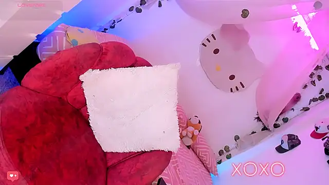 cassie dilaurentis online show from October 16, 2025, 4:24 am