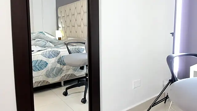 LexxyBunny  online show from September 14, 2025, 11:37 pm