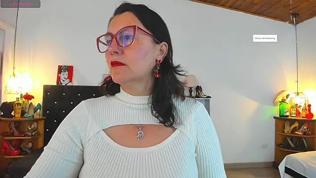 D Martii online show from November 22, 2025, 12:26 pm