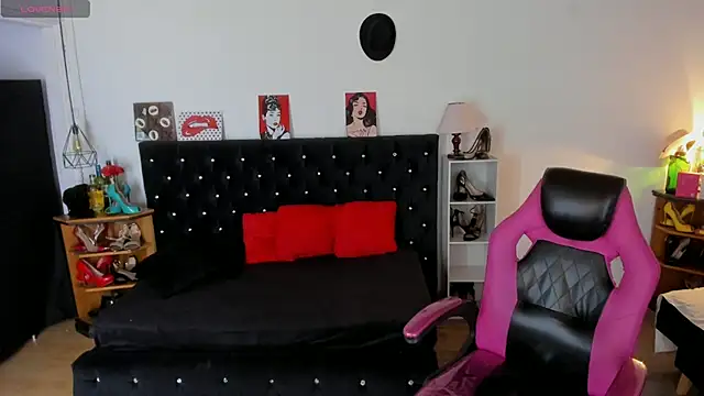 D Martii online show from December 16, 2025, 11:04 am