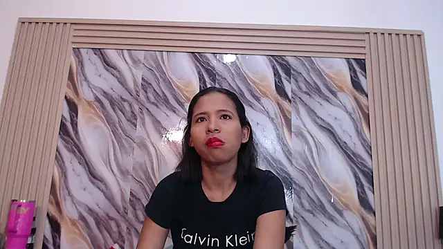 Snapshot of Samantha_Fox69_ chatting on December 19, 2025, 2:51 am Samantha Fox69 online show from December 19, 2025, 2:51 am