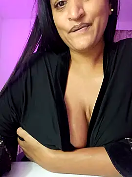 Busty AriaX online show from November 24, 2025, 10:20 pm