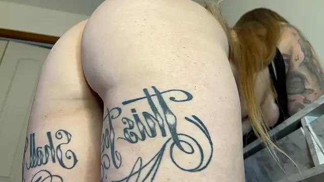 Snapshot of peachykatt chatting on November 1, 2025, 2:08 pm peachykatt online show from November 1, 2025, 2:08 pm