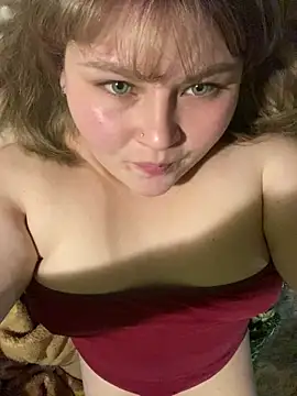 BeckiXrose online show from November 17, 2025, 8:03 pm