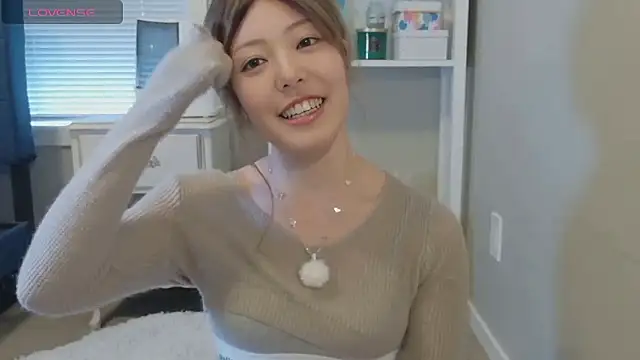 Snapshot of Nana_with chatting on February 7, 2026, 8:01 pm Nana with online show from February 7, 2026, 8:01 pm