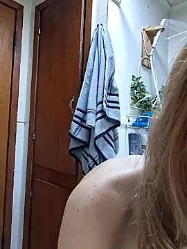 PeachyAriel online show from April 10, 2026, 2:22 pm