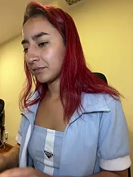 JuliethaDemon  online show from April 14, 2026, 1:39 pm